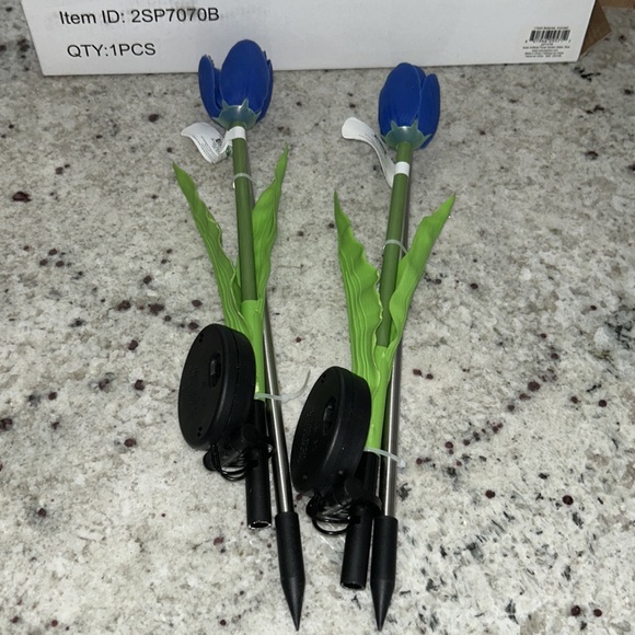 (2) Evergreen 29"H Solar Artificial Floral Garden Stake - Picture 5 of 5